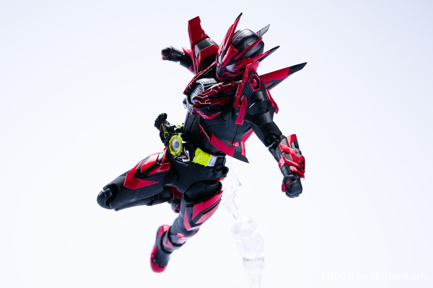 レビュー】S.H.Figuarts 仮面ライダーゼロワン ヘルライジングホッパー