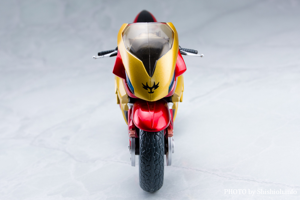 S.H.Figuarts マシントルネイダー