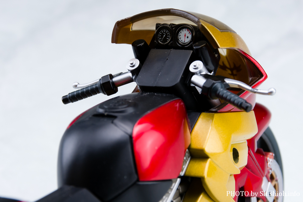 S.H.Figuarts マシントルネイダー