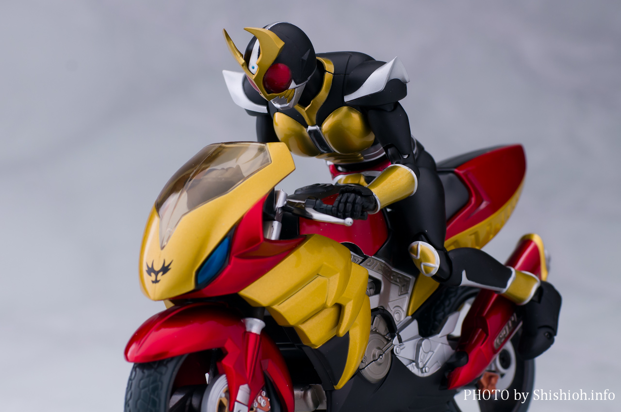 S.H.Figuartsi^@j ʃC_[AMg OhtH[