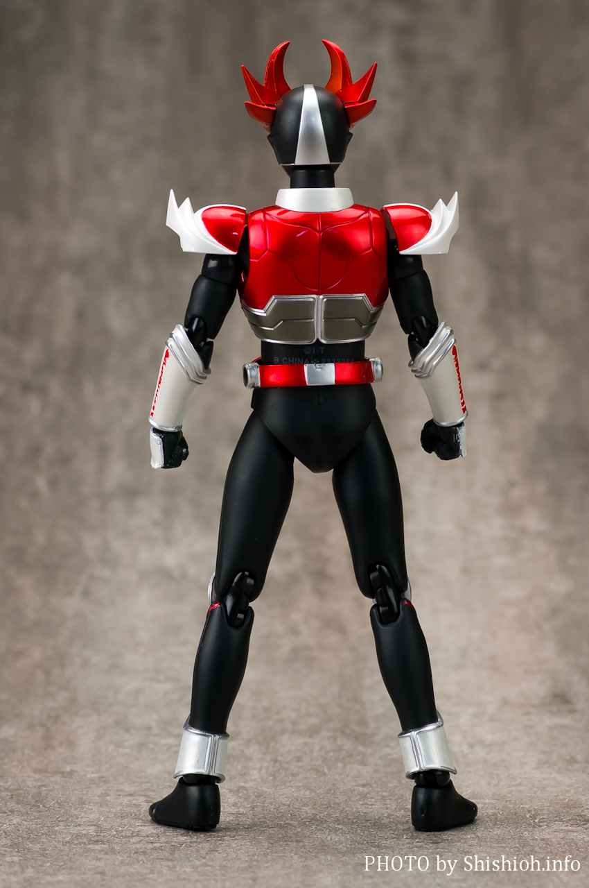 フィギュアーツ　仮面ライダー　アギト　シャイニングフォーム　ガヴ　ガッチャード レビュー】S.H.Figuarts 仮面ライダーアギト シャイニングフォーム