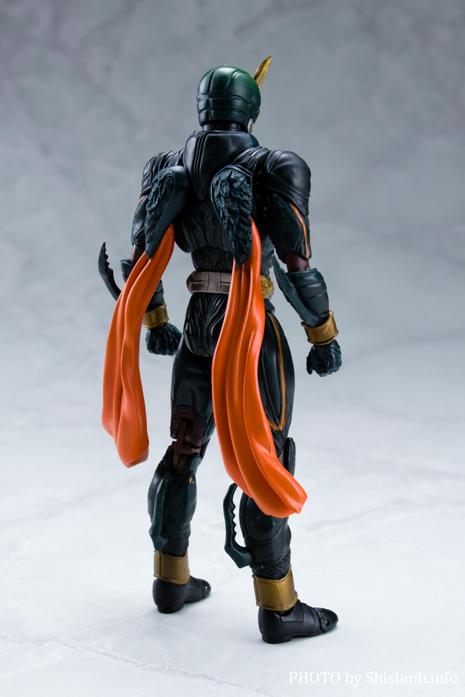 S.H.Figuarts ���ʃ��C�_�[�A�i�U�[�A�M�g