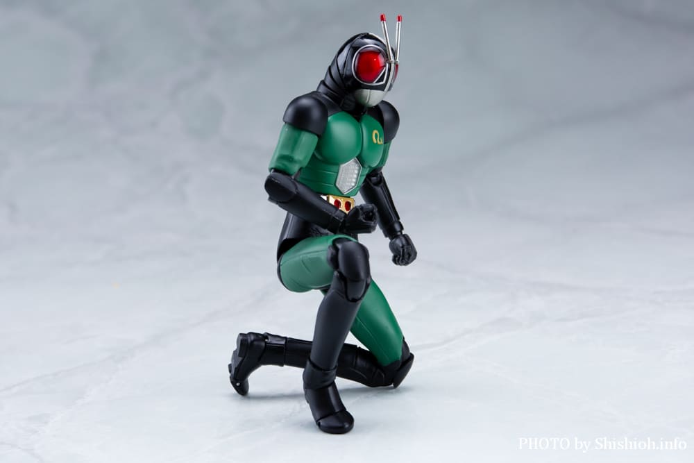 S.H.Figuarts ���ʃ��C�_�[BLACK RX