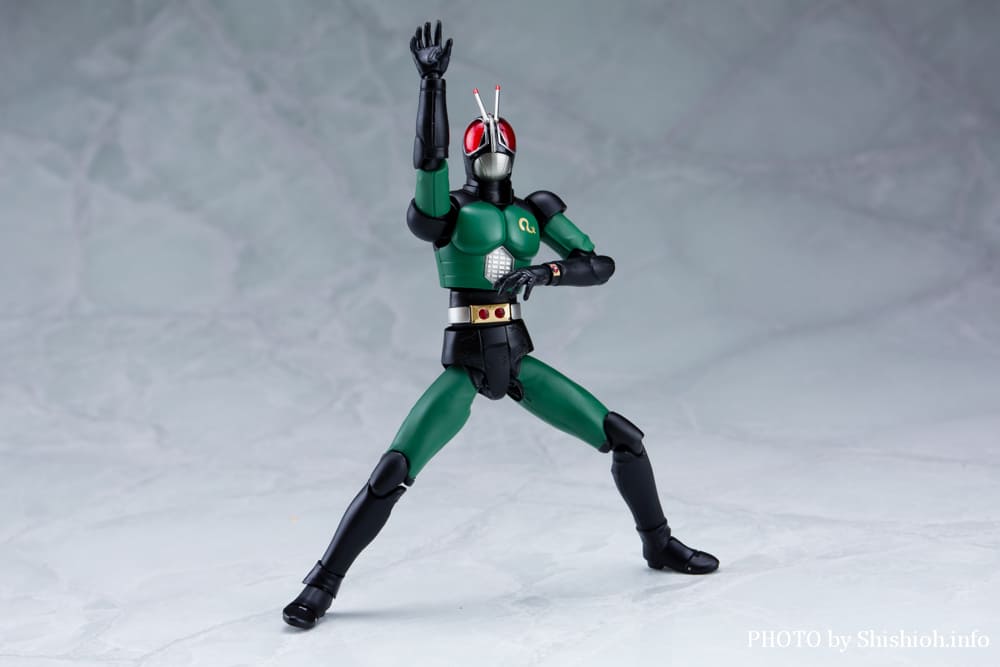 S.H.Figuarts ���ʃ��C�_�[BLACK RX