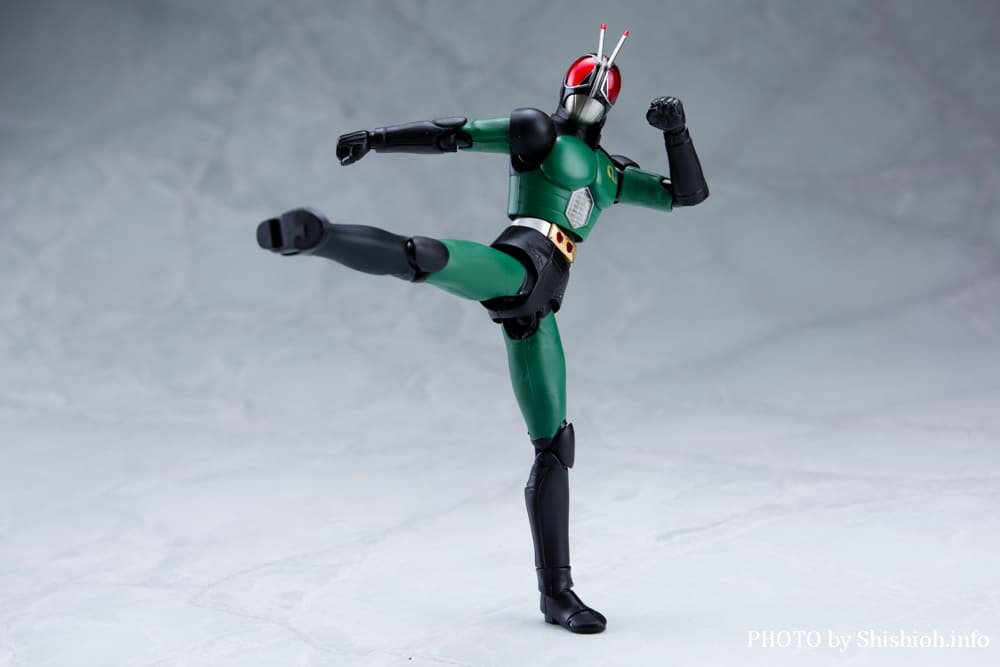 S.H.Figuarts ���ʃ��C�_�[BLACK RX
