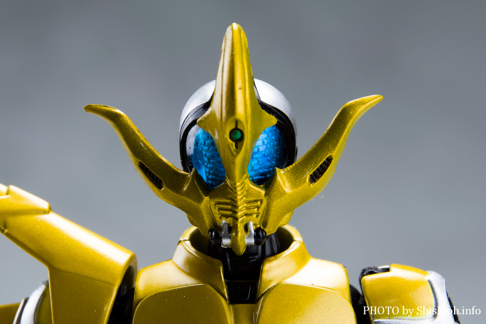 S.H.Figuarts 仮面ライダーコーカサス