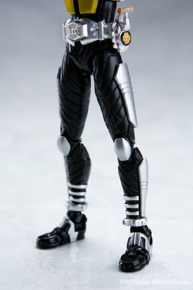 S.H.Figuarts 仮面ライダーコーカサス