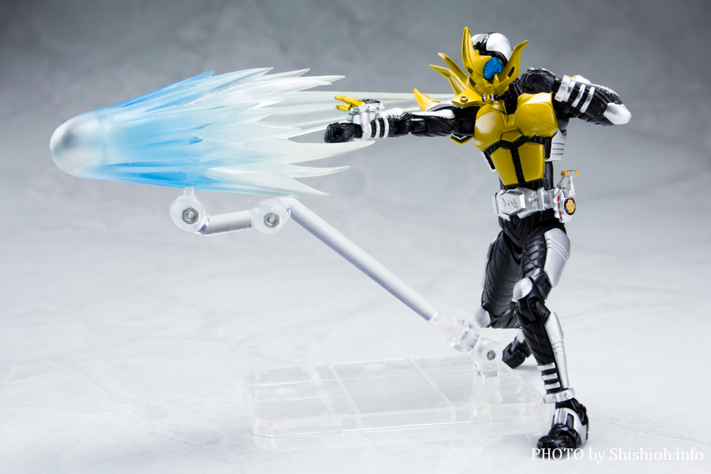 S.H.Figuarts 仮面ライダーコーカサス