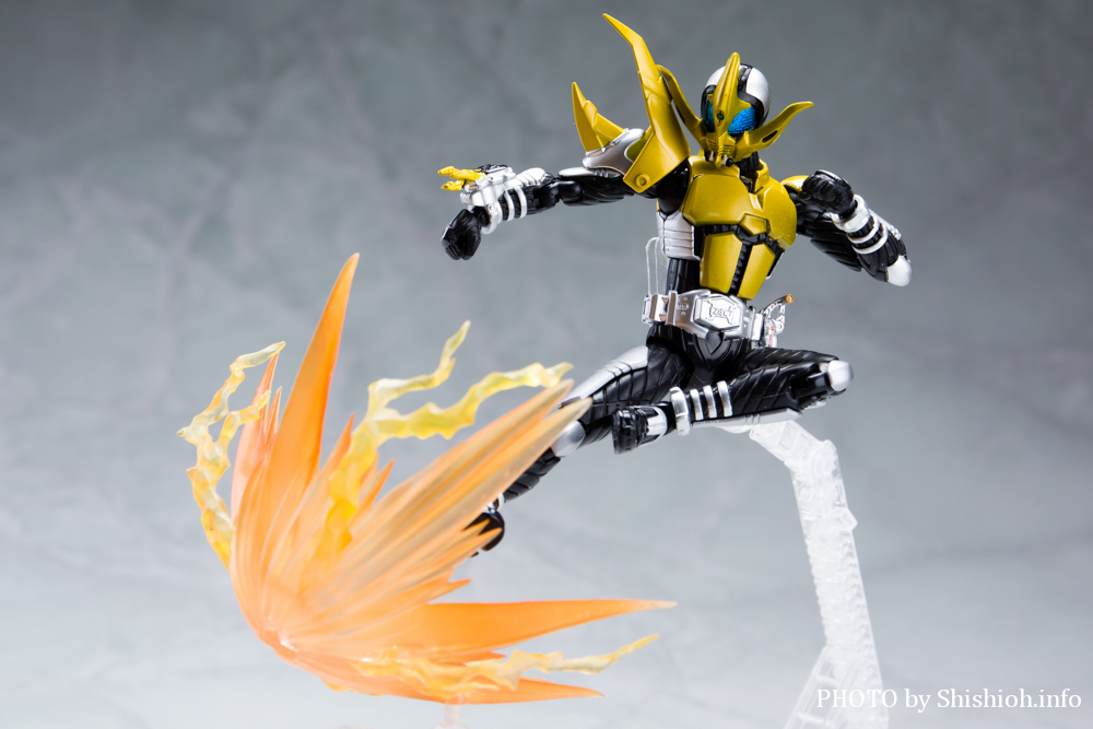 S.H.Figuarts 仮面ライダーコーカサス