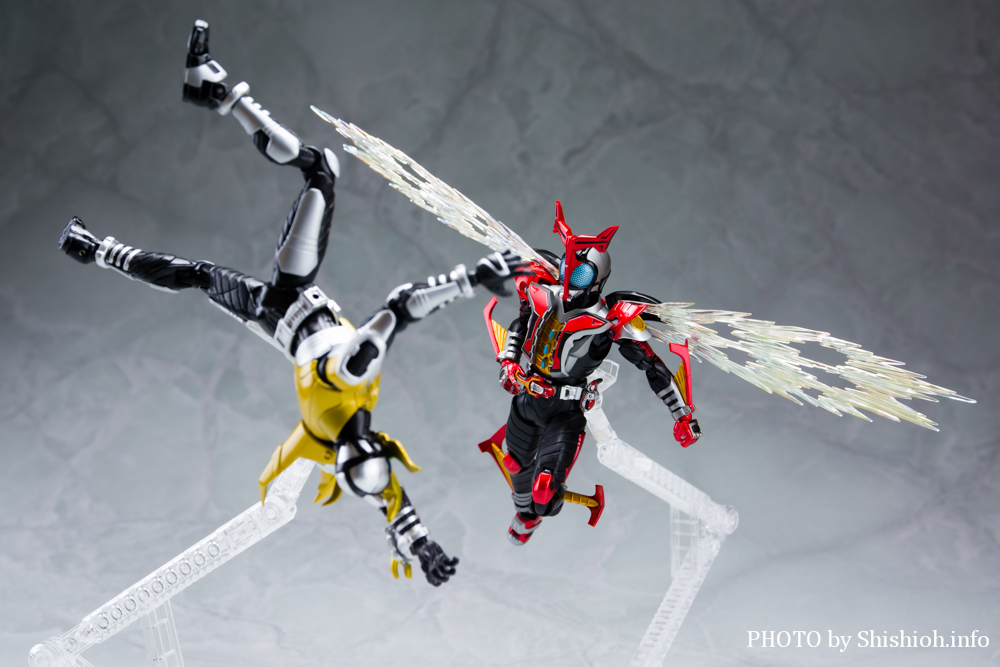 S.H.Figuarts 仮面ライダーコーカサス