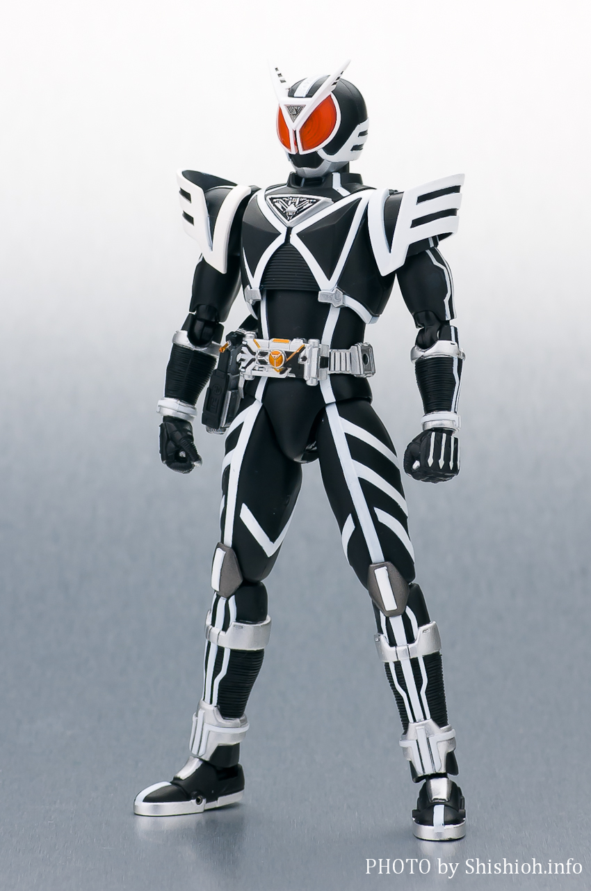 S.H.Figuarts ���ʃ��C�_�[�f���^