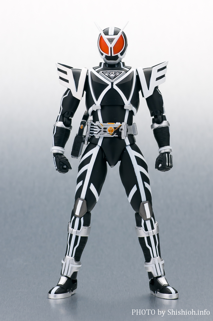 S.H.Figuarts ���ʃ��C�_�[�f���^