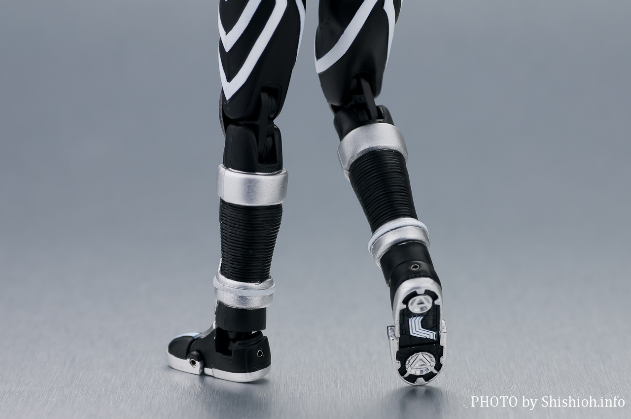 S.H.Figuarts ���ʃ��C�_�[�f���^