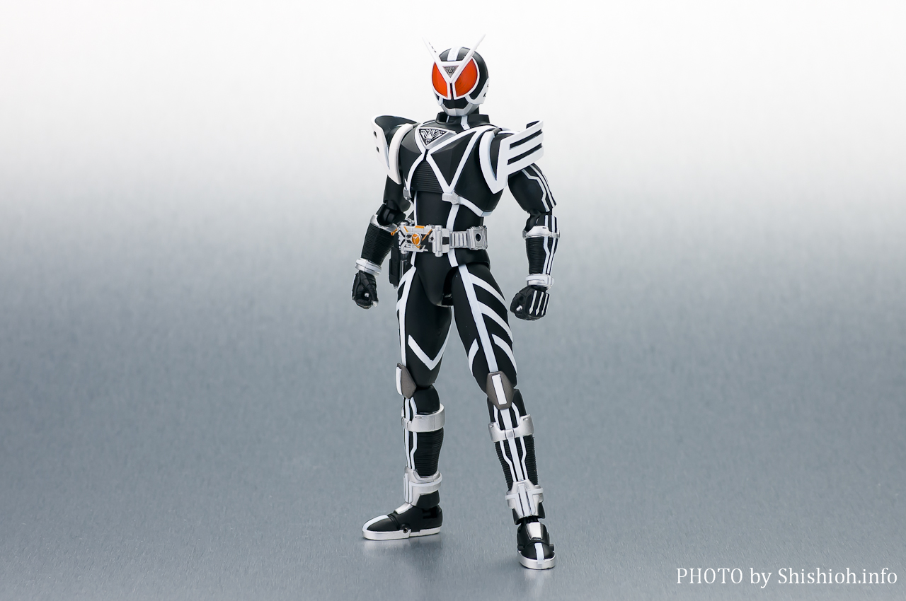 S.H.Figuarts ���ʃ��C�_�[�f���^