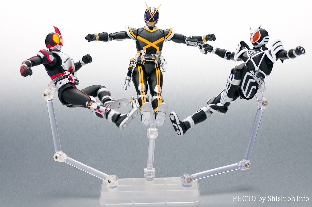 S.H.Figuarts ���ʃ��C�_�[�f���^