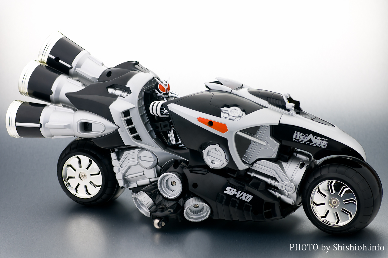 S.H.Figuarts ���ʃ��C�_�[�f���^