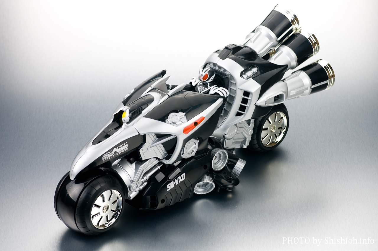 S.H.Figuarts ���ʃ��C�_�[�f���^