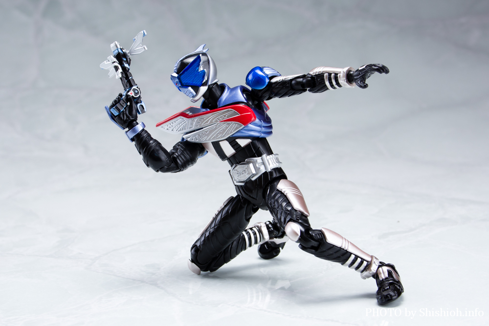 S.H.Figuarts 仮面ライダー ドレイク