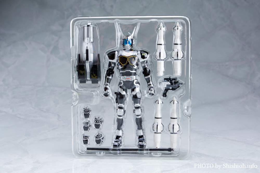 S.H.Figuart ���ʃ��C�_�[ G4