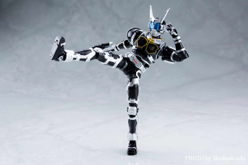 S.H.Figuart ���ʃ��C�_�[ G4