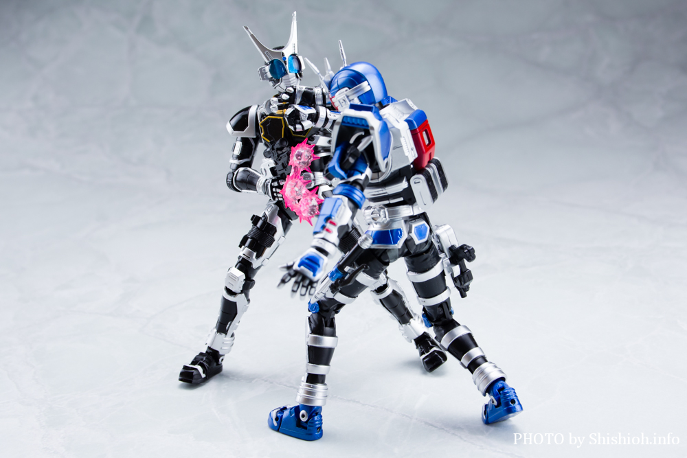 S.H.Figuart ���ʃ��C�_�[ G4