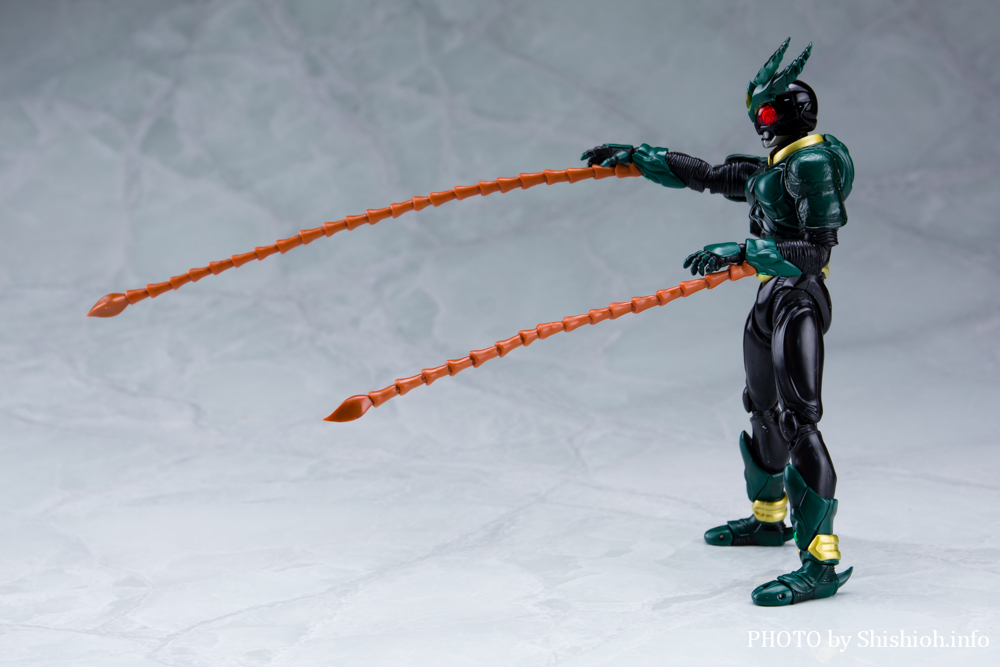 S.H.Figuarts ���ʃ��C�_�[�M���X
