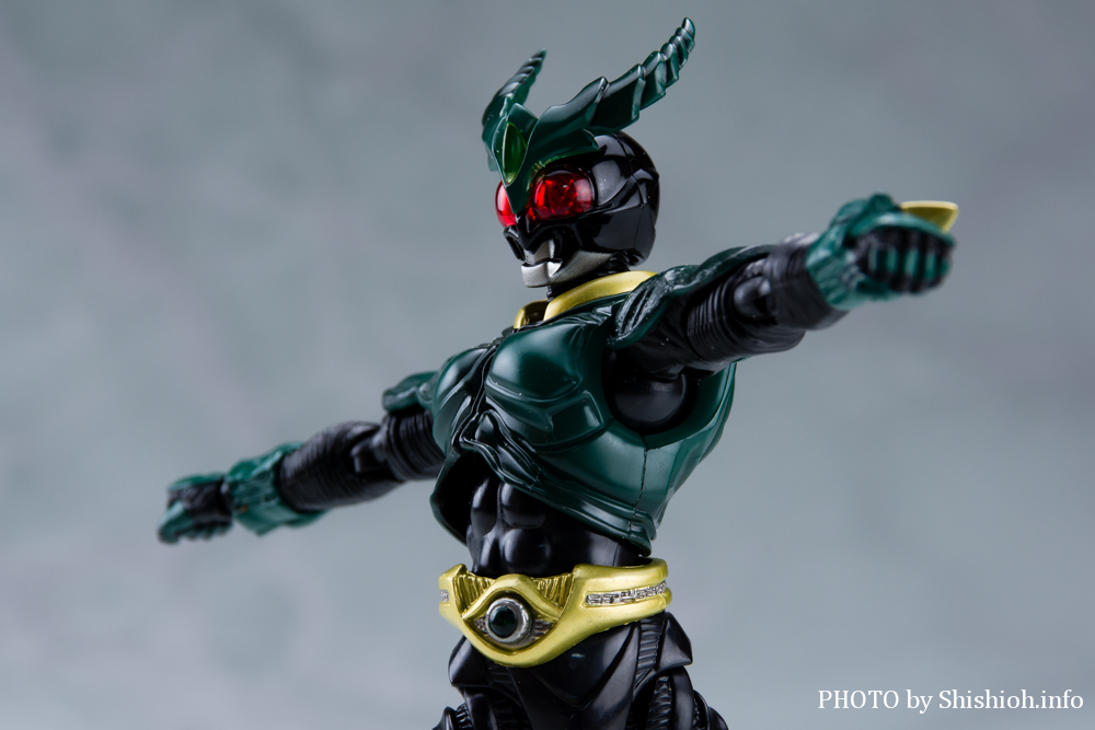 S.H.Figuarts ���ʃ��C�_�[�M���X