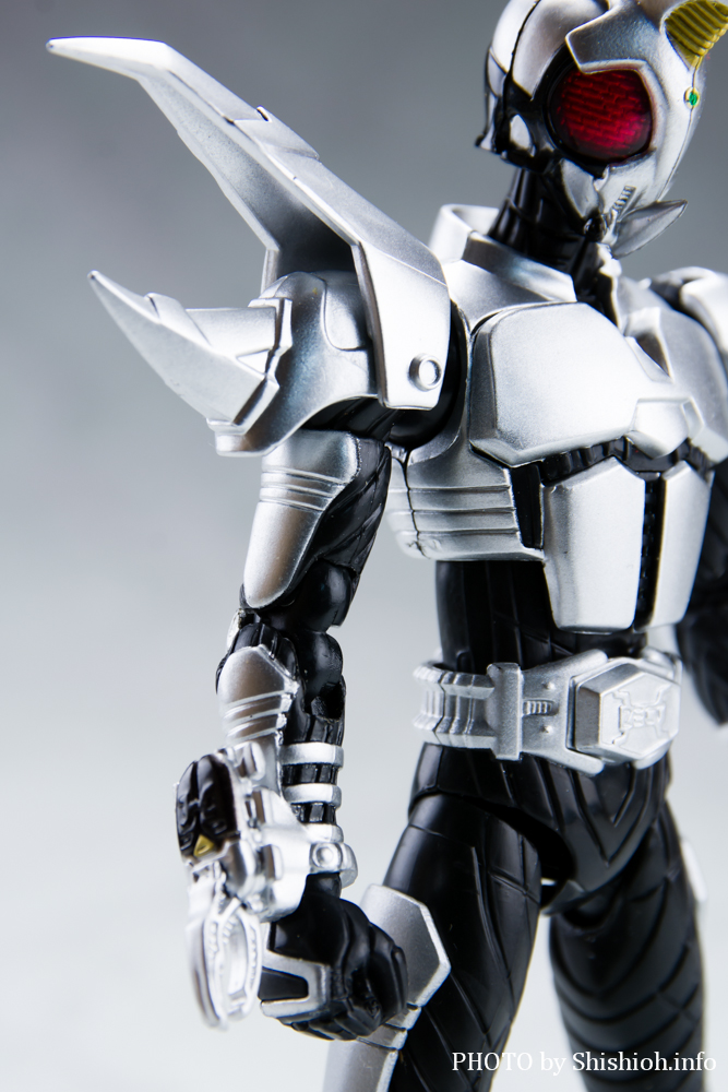 S.H.Figuarts 仮面ライダーヘラクス