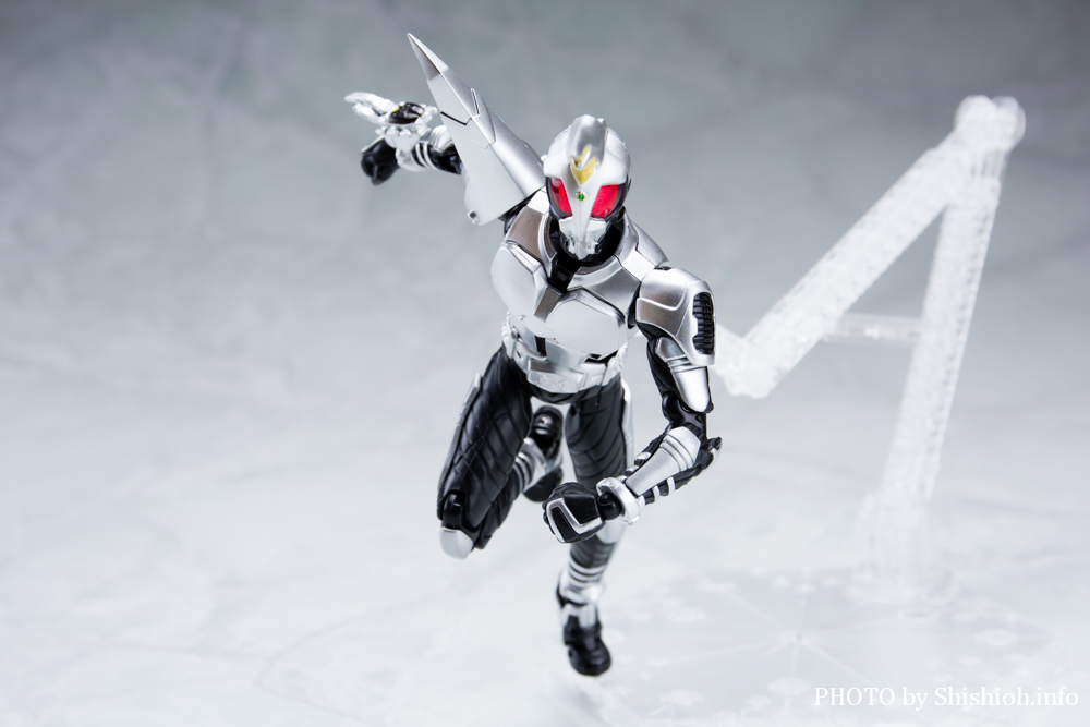 S.H.Figuarts 仮面ライダーヘラクス