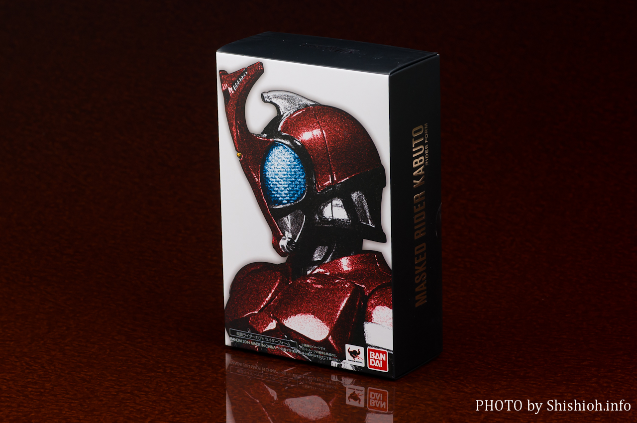 S.H.Figuarts (真骨彫製法) 仮面ライダーカブト ライダーフォーム