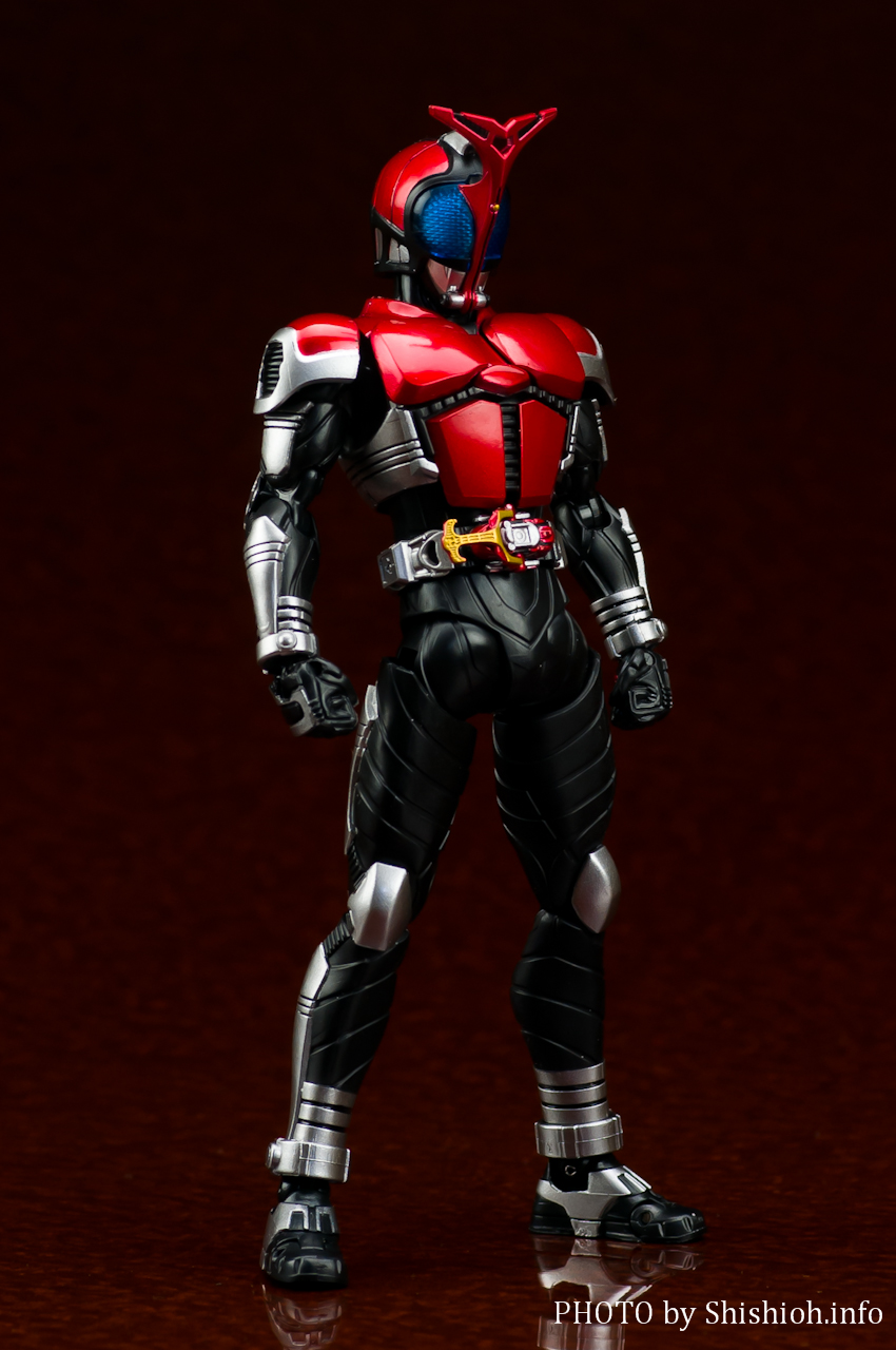 S.H.Figuarts (真骨彫製法) 仮面ライダーカブト ライダーフォーム