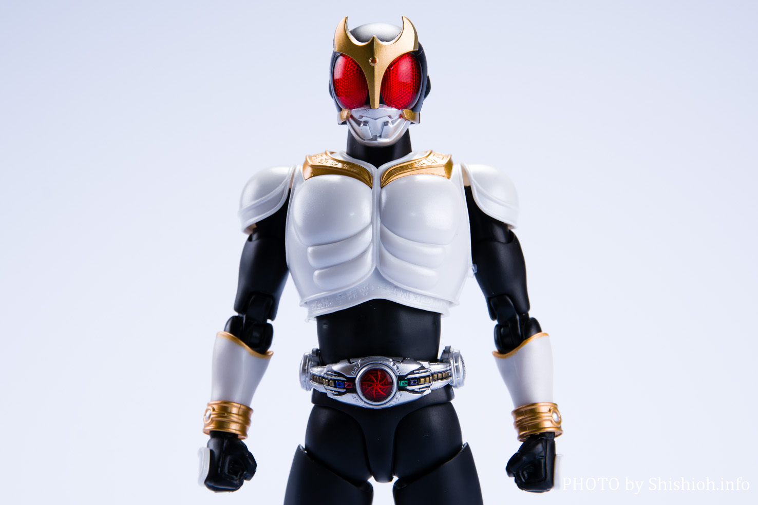 レビュー】 S.H.Figuarts（真骨彫製法） 仮面ライダークウガ 