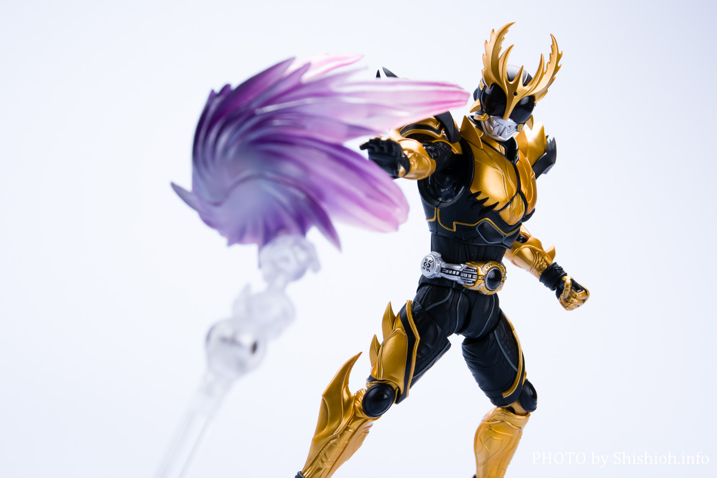 レビュー】S.H.Figuarts（真骨彫製法） 仮面ライダークウガ ライジング ...