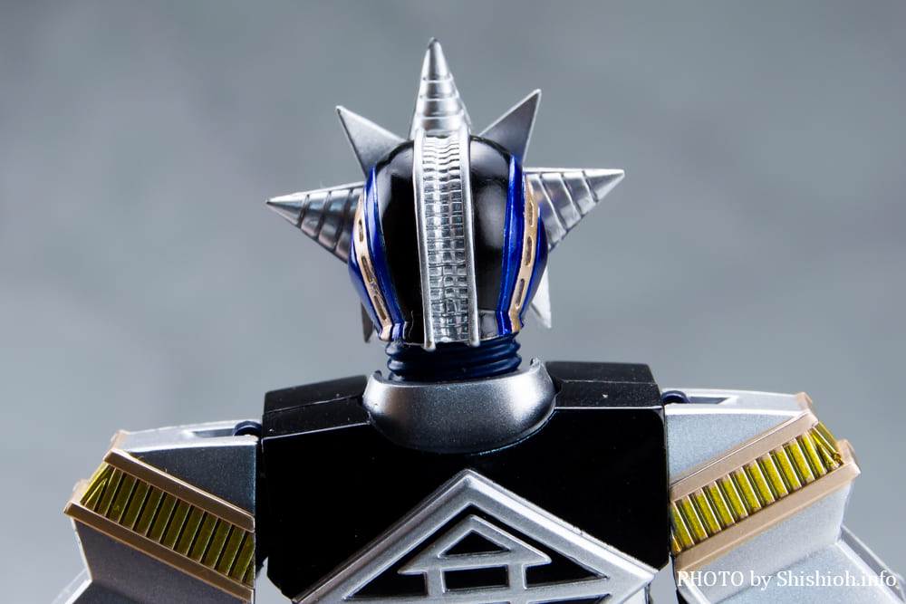 S.H.Figuarts ���ʃ��C�_�[NEW�d�� �x�K�t�H�[��