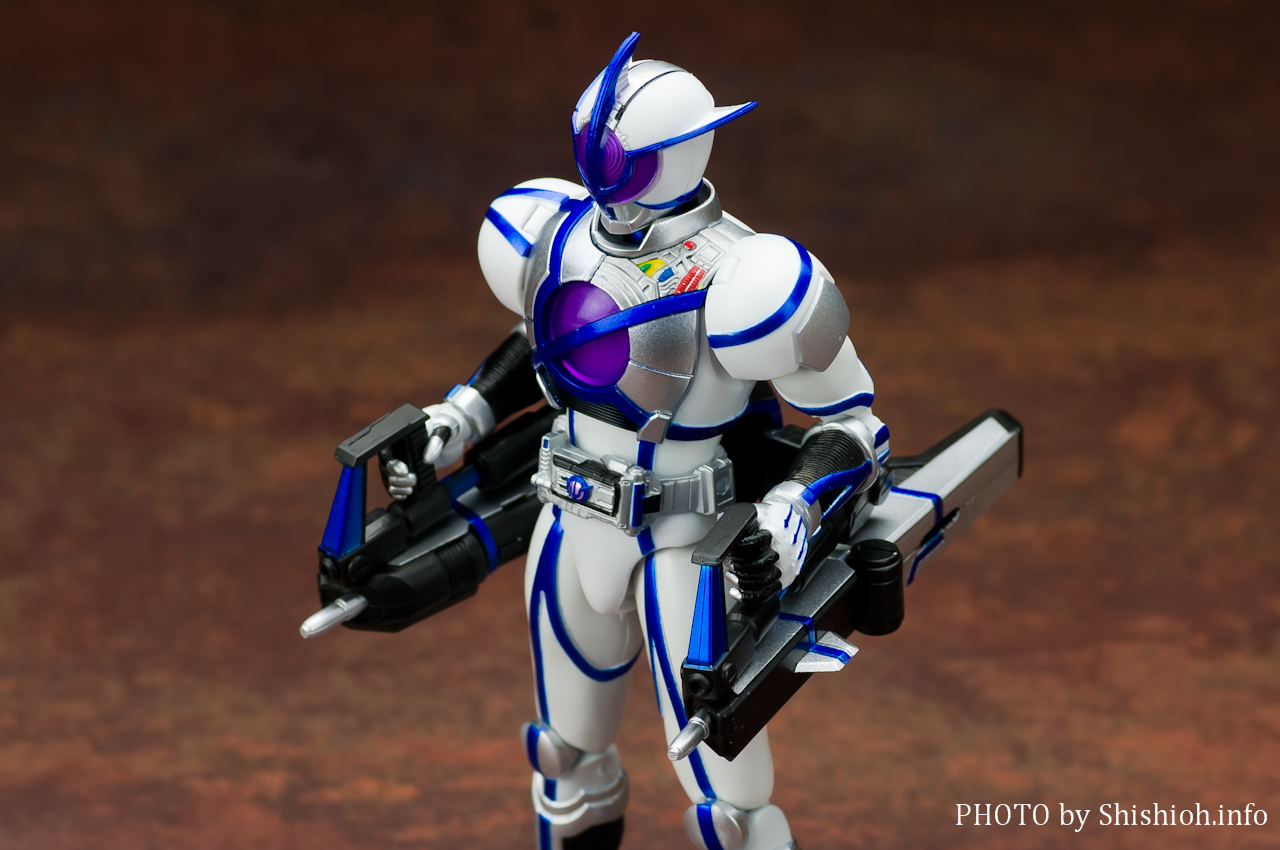 S.H.Figuarts ���ʃ��C�_�[�T�C�K