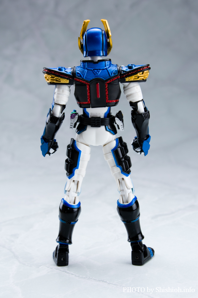 S.H.Figuarts ���ʃ��C�_�[ ���C�W���O�C�N�T