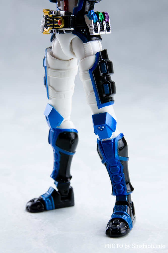 S.H.Figuarts ���ʃ��C�_�[ ���C�W���O�C�N�T