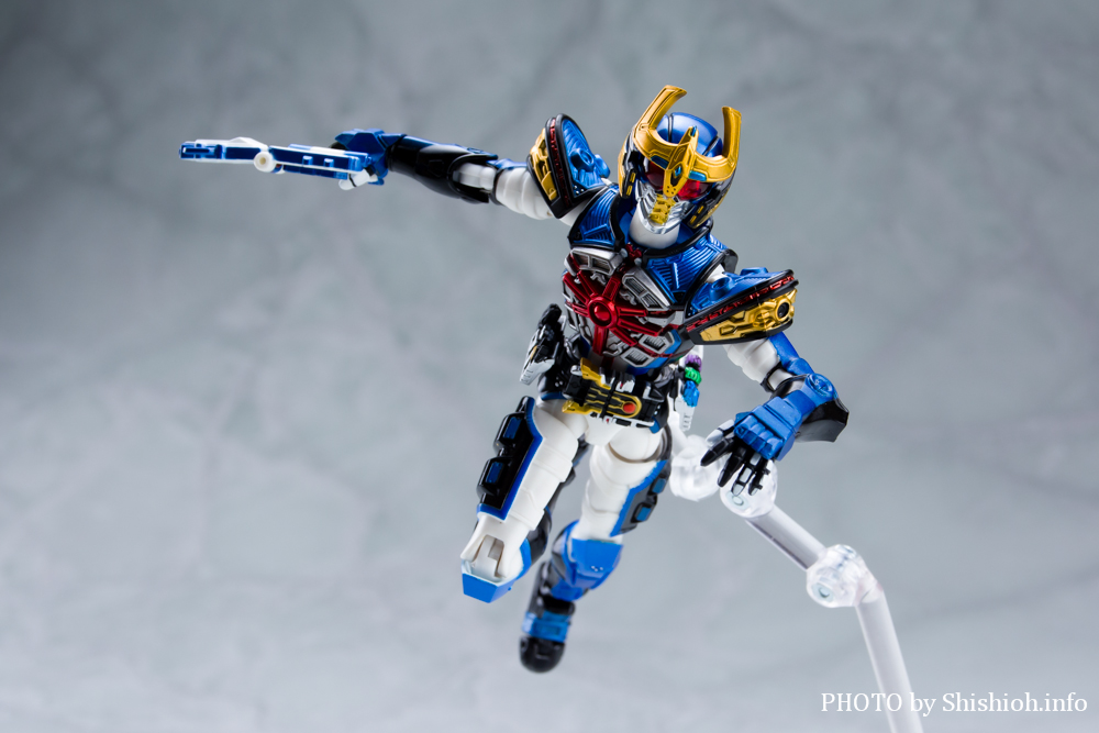 S.H.Figuarts ���ʃ��C�_�[ ���C�W���O�C�N�T