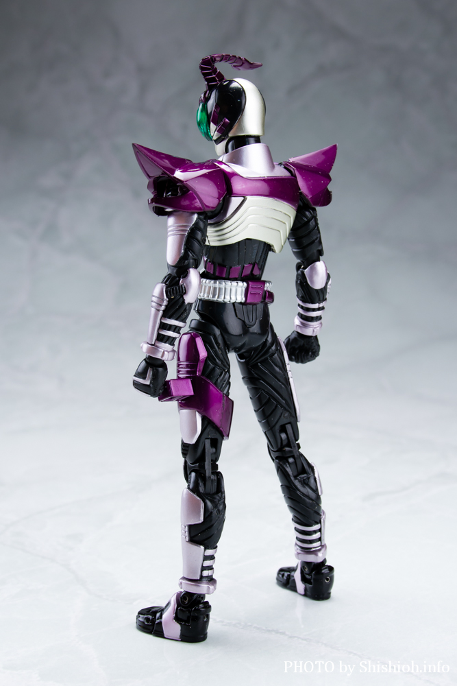 S.H.Figuarts 仮面ライダー サソード