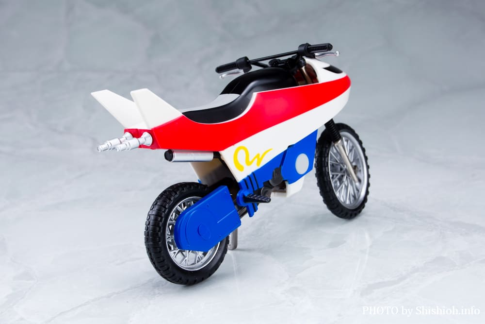 S.H.Figuarts ���{�C�U�[