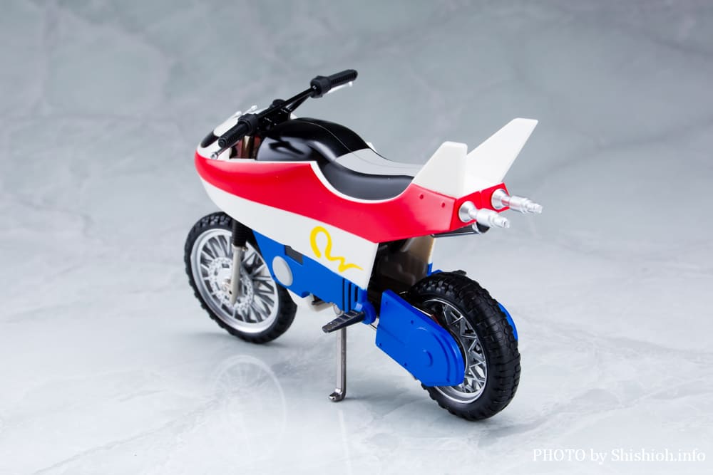 S.H.Figuarts ���{�C�U�[