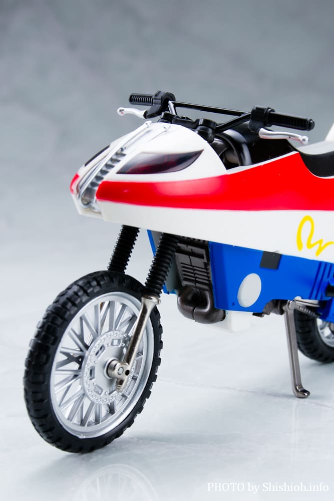 S.H.Figuarts ���{�C�U�[