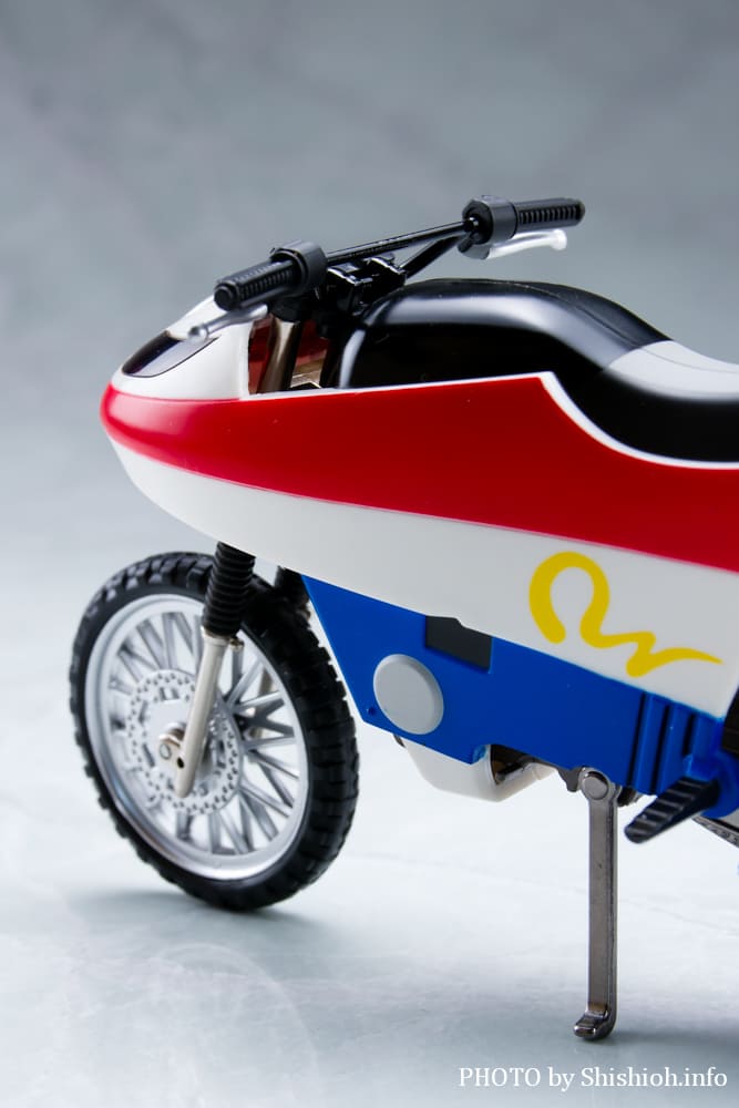 S.H.Figuarts ���{�C�U�[