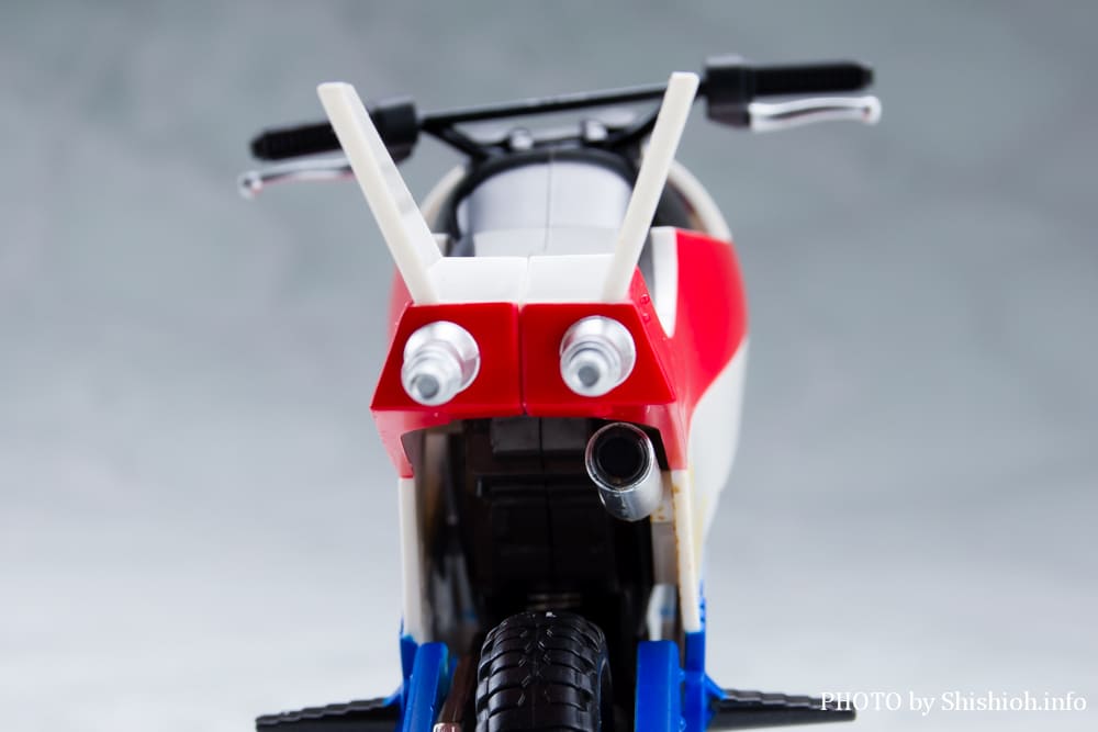 S.H.Figuarts ���{�C�U�[