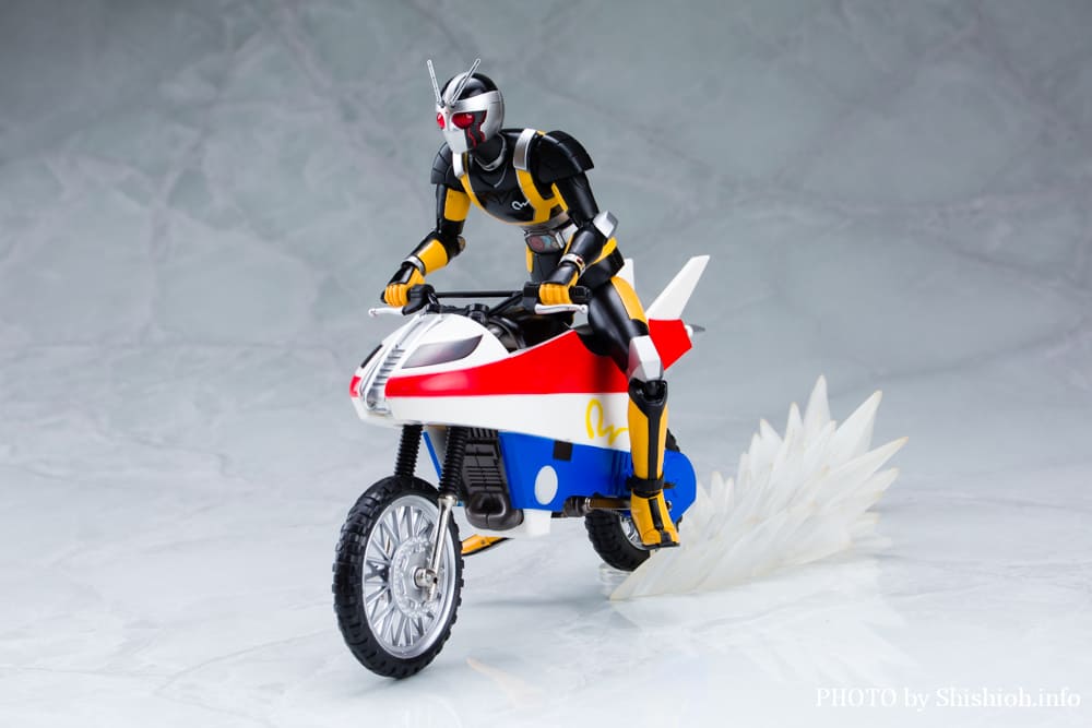 S.H.Figuarts ���{�C�U�[