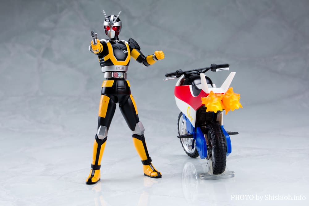 S.H.Figuarts ���{�C�U�[