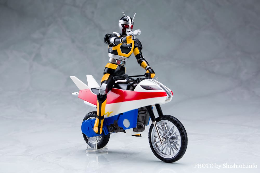 S.H.Figuarts ���{�C�U�[