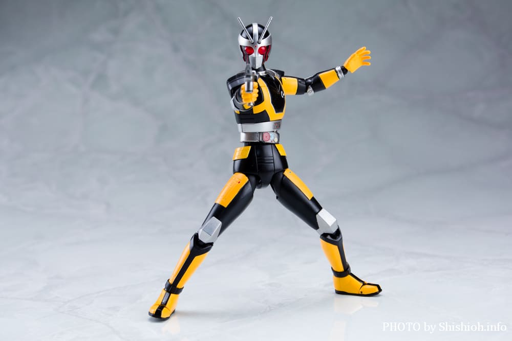 S.H.Figuarts ���{���C�_�[