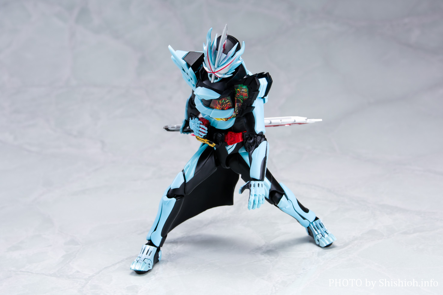 レビュー】S.H.Figuarts 仮面ライダーセイバー プリミティブドラゴン