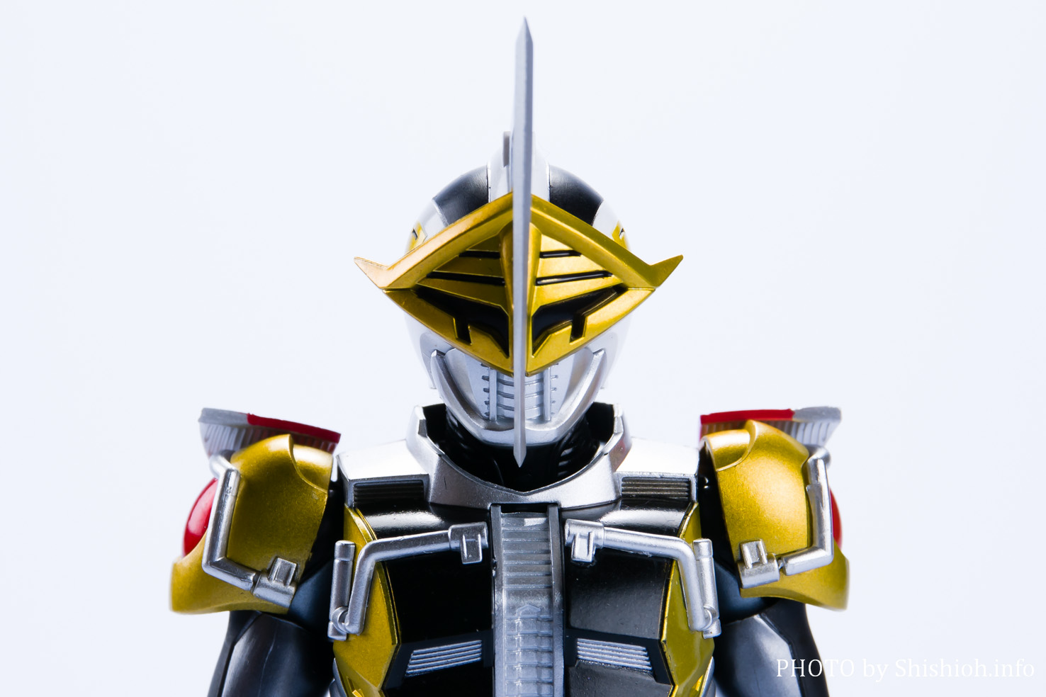 S.H.Figuarts（真骨彫製法） 仮面ライダー電王 アックスフォーム